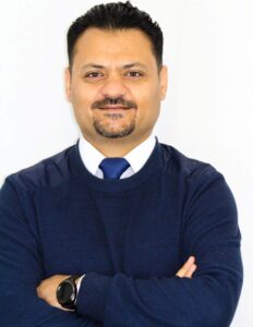 Ismael, Issa Habeeb Ismael, Issa Habeeb: erfolgreicher Absolvent der Kenntnisprüfung